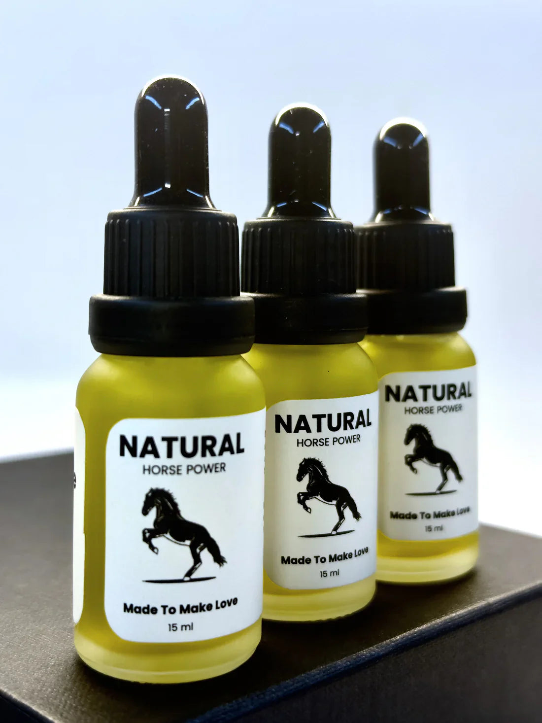 مردوں کے لیے خاص ائٹم ( نیچرل ائل ) Natural Oil