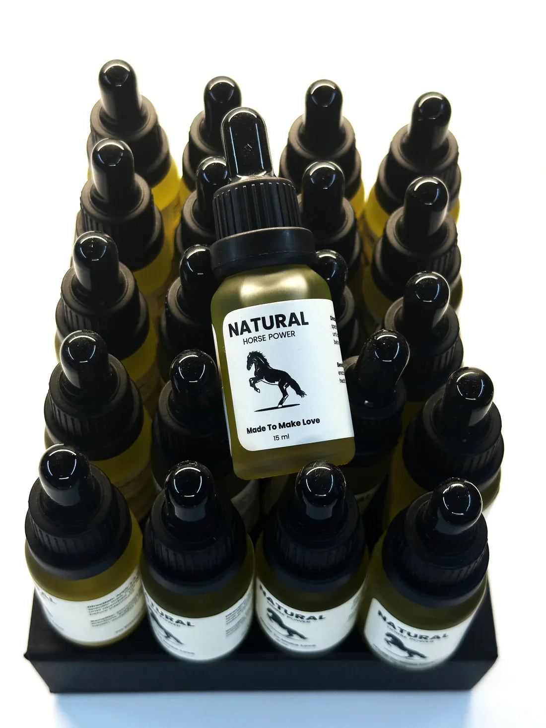 مردوں کے لیے خاص ائٹم  ( نیچرل ائل ) Natural Oil